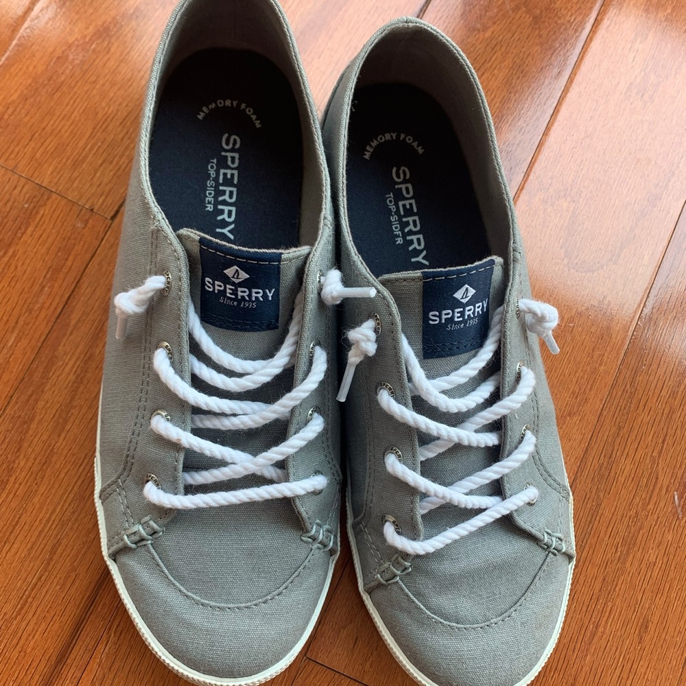 Gray Memory Foam Sperry Slip-on Shoes Size 8.5